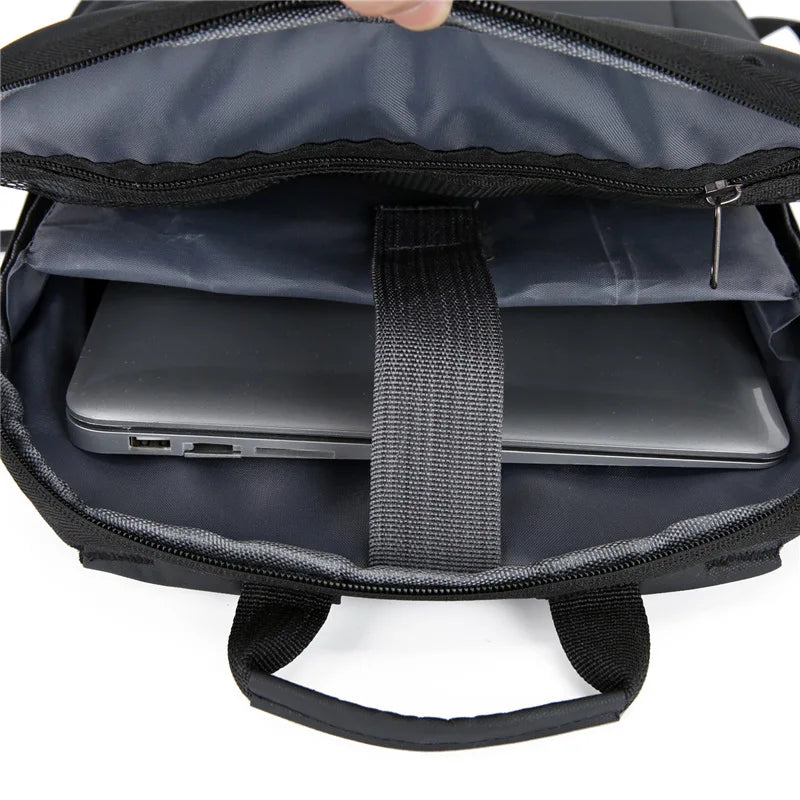 Mochila Garra Universitária - Impermeável - 15.6 Polegadas - Multifuncional