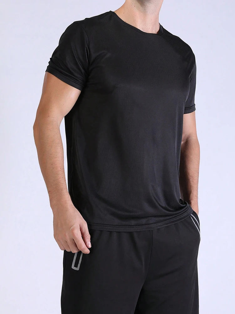 Kit 5 Peças Camisa Masculina Lisa de Treino Secagem Rápida