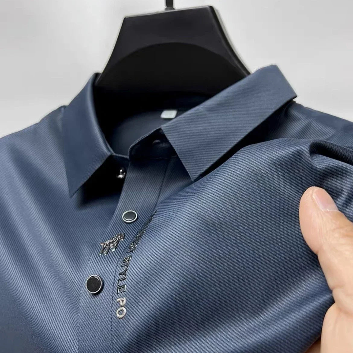 Camisa Masculina Polo Bordada Seda de Gelo Elasticidade Lapela