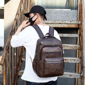 Mochila Masculina Carmel de Couro Porta USB