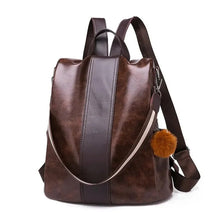 Mochila Feminina Rivet Antifurto  - Material Nylon - Impermeável