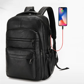 Mochila Masculina Carmel de Couro Porta USB